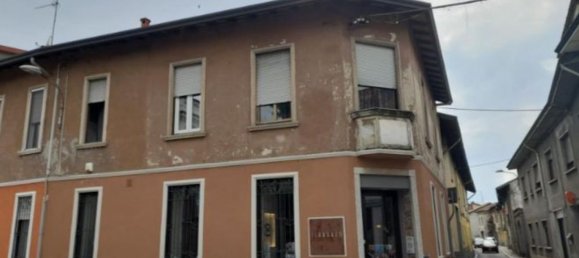 3-Zimmer Wohnung in Arsago Seprio, Italy, Nr. 185299 5