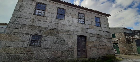 3 bedrooms House in Travancinha, Portugal No. 29456 7