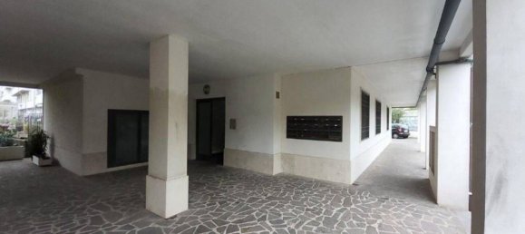 2 rooms Apartment in Rome, Italy No. 204520 8