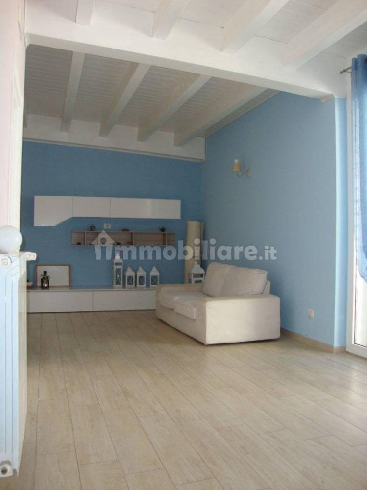 Вилла с 2 спальнями в Бари, Италия № 337148