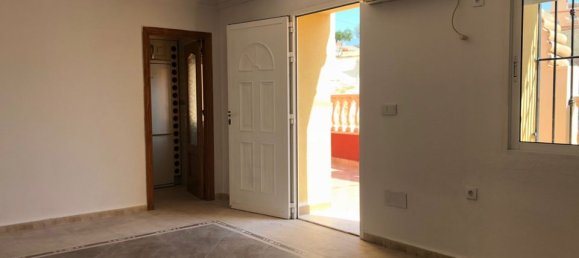 3 bedrooms Townhouse in San Miguel de Salinas, Spain No. 186431 8