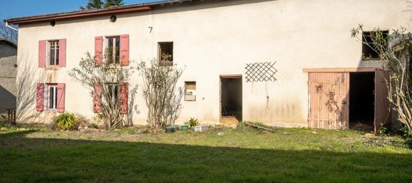 Casa de 3 dormitorios en Chanas, France No. 200852 2