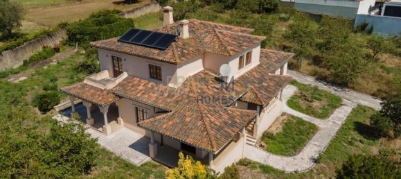 5 bedrooms Villa in Leiria, Portugal No. 105528 2