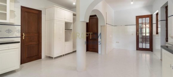 5 bedrooms Villa in Leiria, Portugal No. 105528 15
