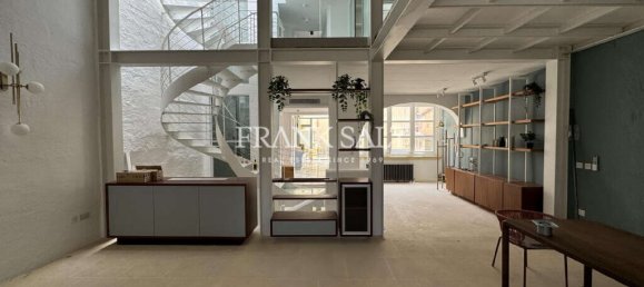 7 bedrooms Apartment in Valletta, Malta No. 1297 5