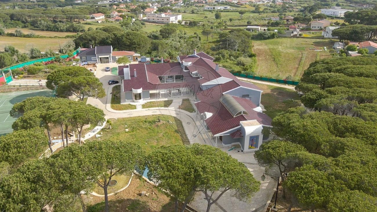 7 bedrooms Villa in Sintra, Portugal No. 184174