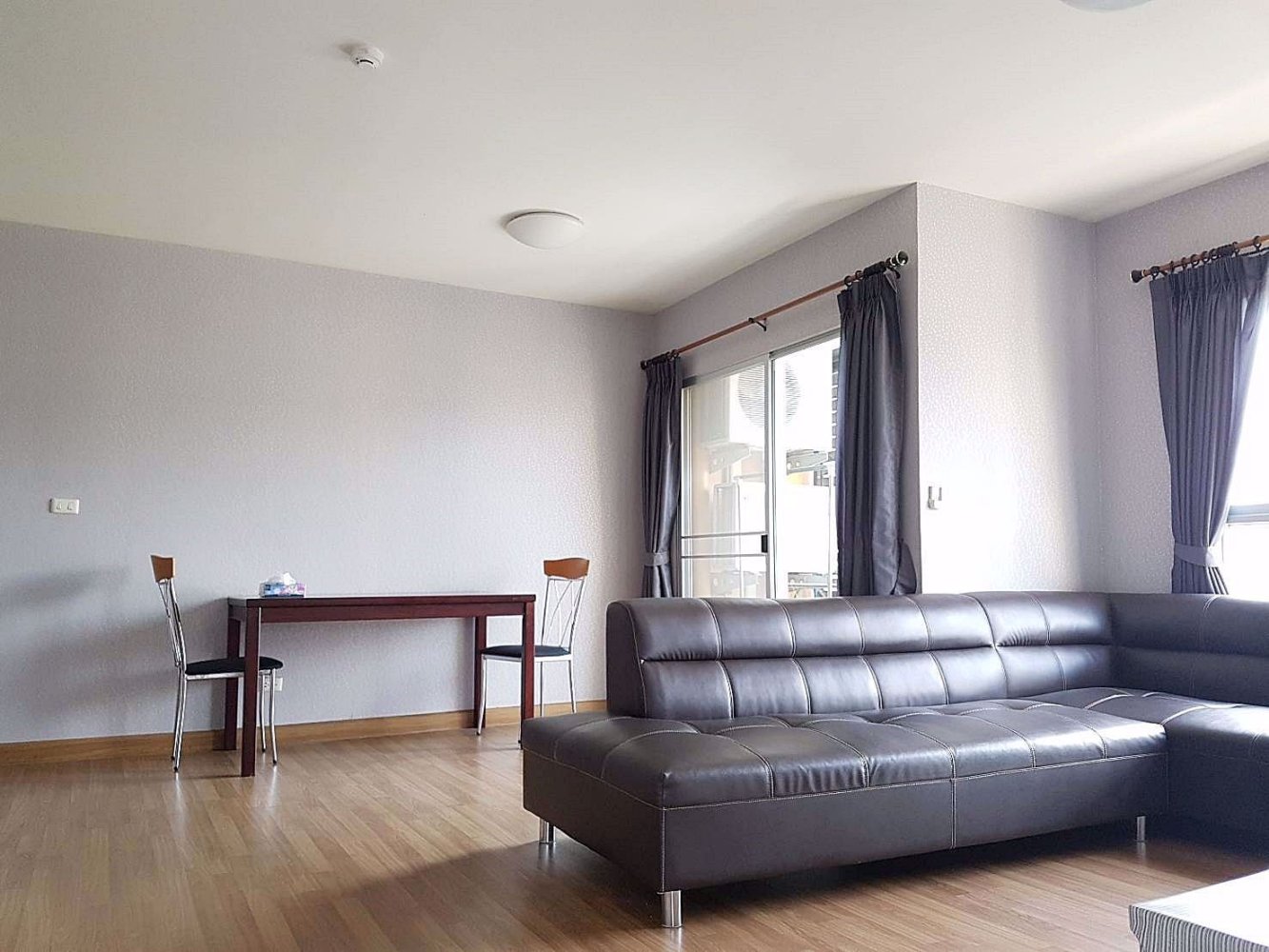 2 bedrooms Condo in Phra Khanong, Thailand No. 9486