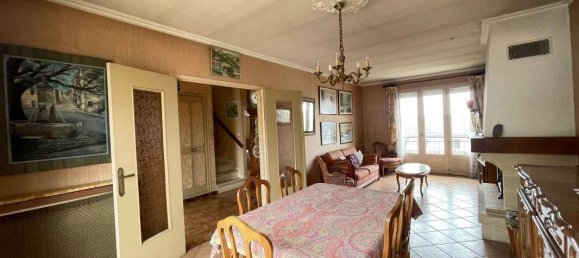 3 bedrooms House in Sucy-en-Brie, France No. 147121 2