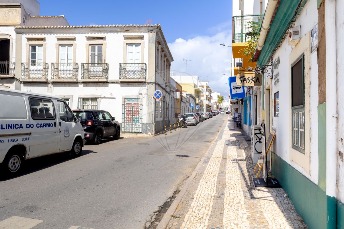 4 غرف نوم منزل في Faro, Portugal رقم 177616