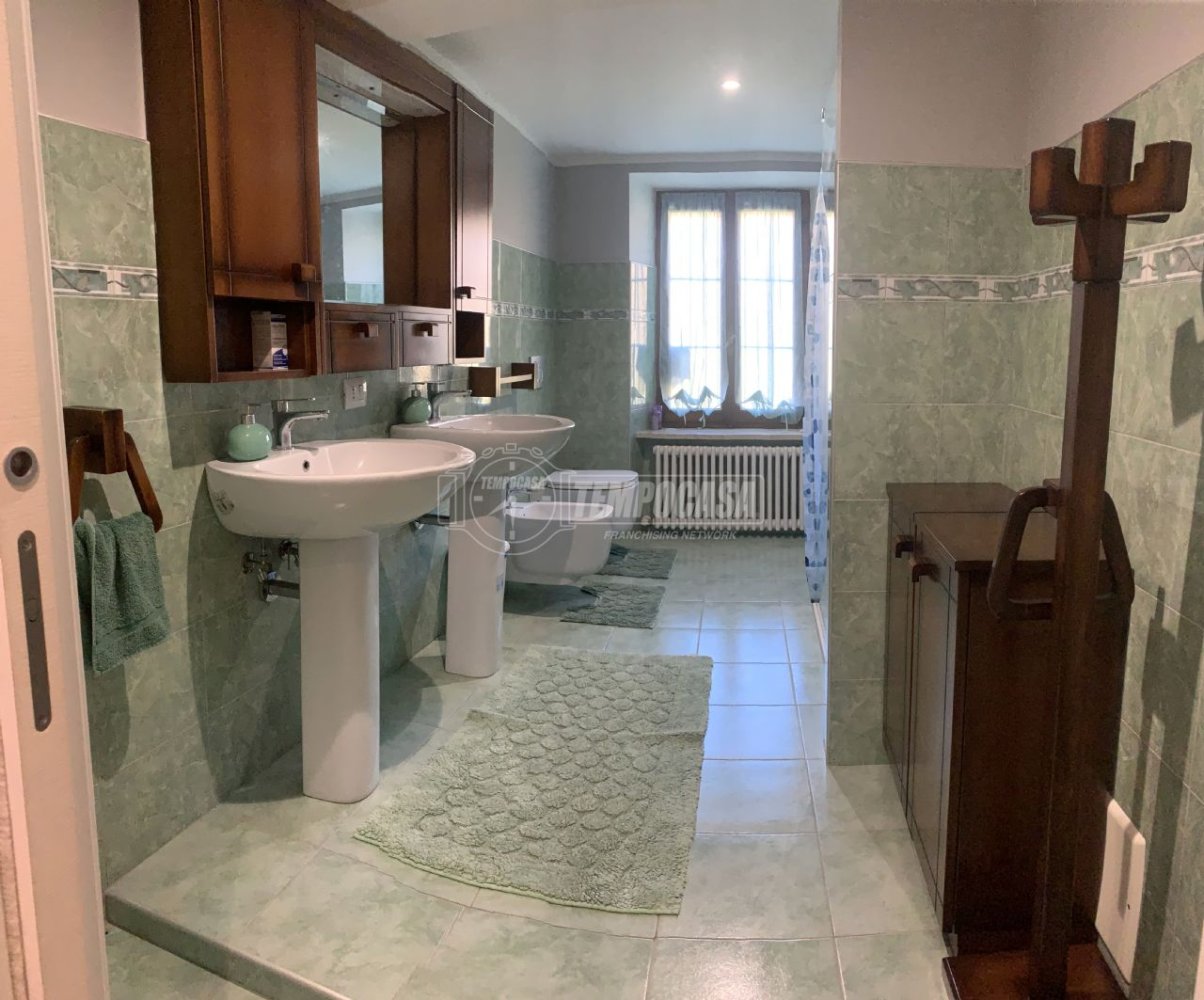 6 chambres Maison à Andorno Micca, Italy No. 160767