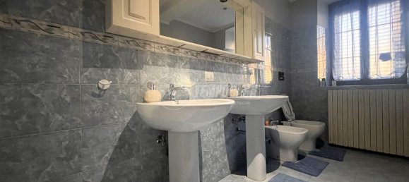 6 chambres Maison à Andorno Micca, Italy No. 160767 2