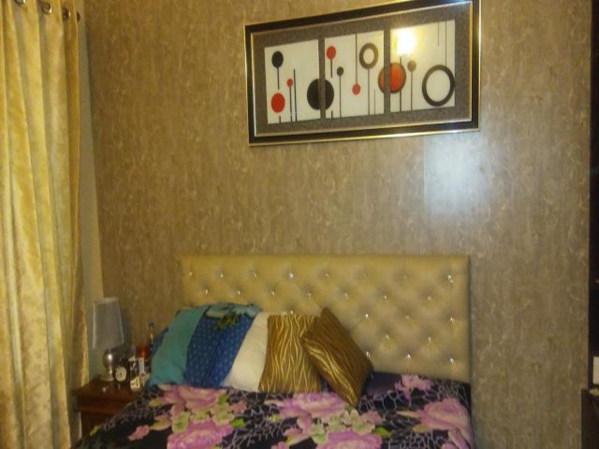 Studio in Bangalore, India No. 16990