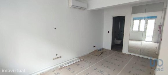 4 bedrooms Apartment in Lisbon, Portugal No. 97543 8