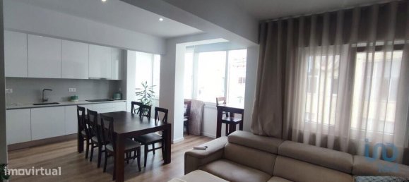 4 bedrooms Apartment in Lisbon, Portugal No. 97543 4