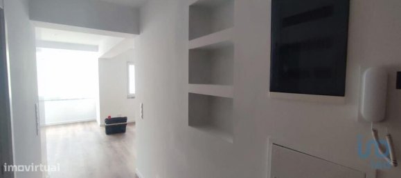 4 bedrooms Apartment in Lisbon, Portugal No. 97543 15