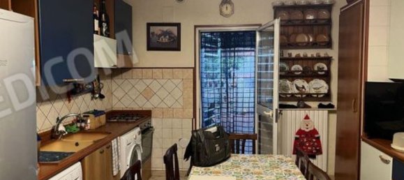 4 rooms Apartment in Bari, Italy No. 41921 12