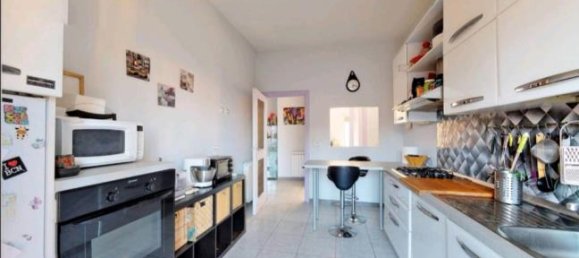 3 rooms Apartment in Rome, Italy No. 257175 3