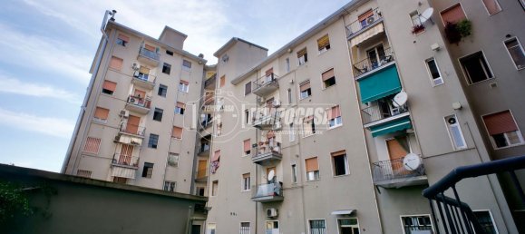 2 غرف نوم شقة في Paderno Dugnano, Italy رقم 331499 2