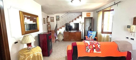 4-Zimmer Villa in Fonte Nuova, Italy, Nr. 35677 3