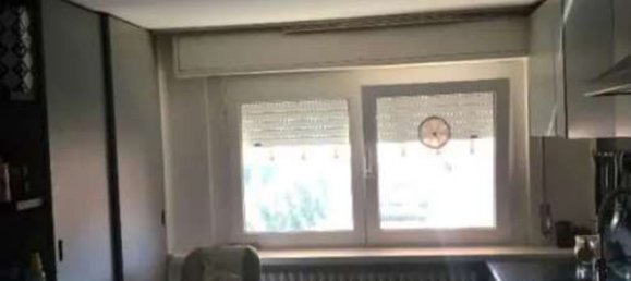 5 rooms Apartment in Bregnano, Italy No. 6198 3