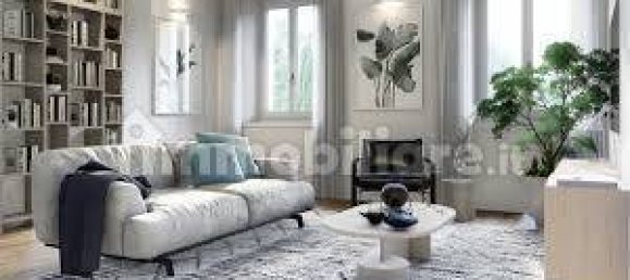 2 bedrooms Apartment in Florence, Italy No. 326087 4