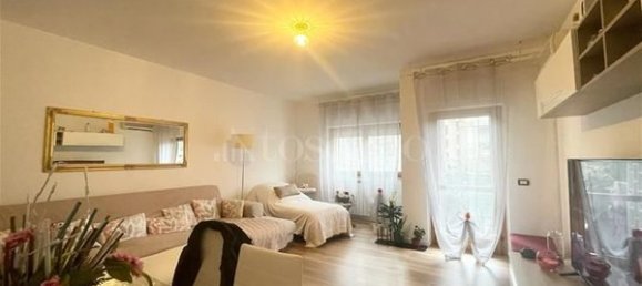 Квартира с 6 комнатами в Рим, Италия № 141394 10