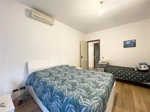 Квартира с 6 комнатами в Рим, Италия № 141394