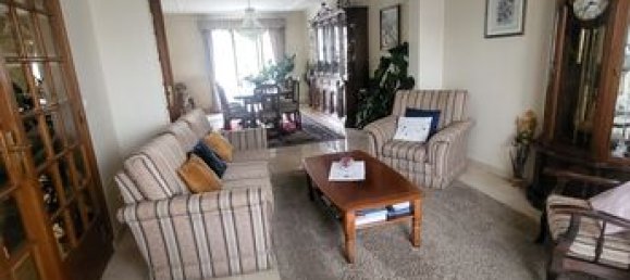 Casa de 5 dormitorios en Argenteuil, France No. 303865 4