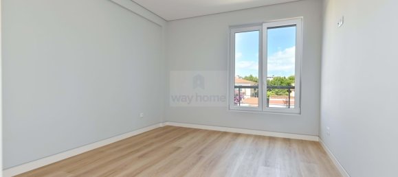 3 bedrooms Apartment in Cascais, Portugal No. 214038 12