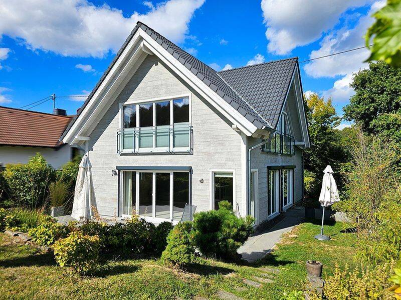 Casa de 3 habitaciónes en Ahrweiler, Germany No. 329199