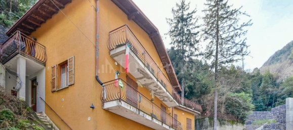 4 rooms Apartment in Laglio, Italy No. 143046 2