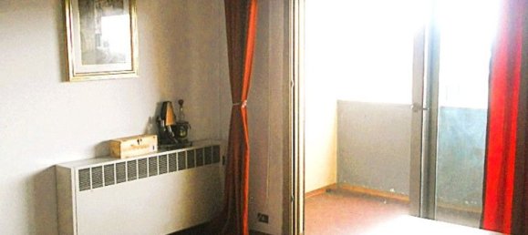 5 rooms Apartment in Reggio Emilia, Italy No. 7386 35
