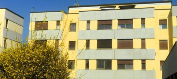 5 rooms Apartment in Reggio Emilia, Italy No. 7386 9