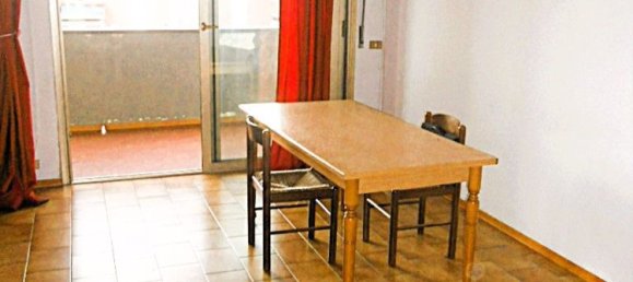 5 rooms Apartment in Reggio Emilia, Italy No. 7386 22