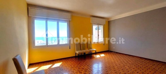 2 Schlafzimmer Wohnung in Imperia, Italy, Nr. 180845 13