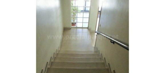 Здание в Сеньора да Ора, Португалия № 140679 9