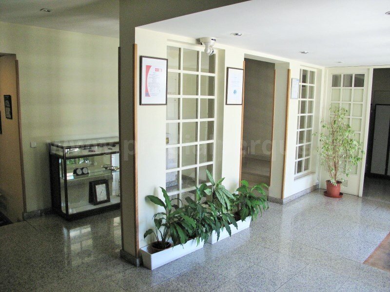 Здание в Сеньора да Ора, Португалия № 140679