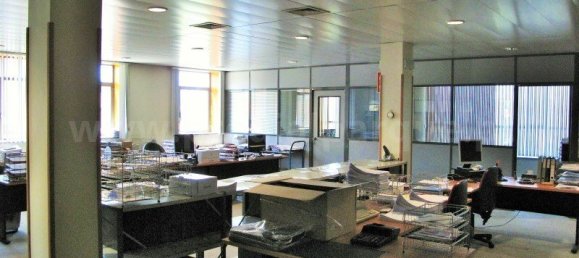 Здание в Сеньора да Ора, Португалия № 140679 4