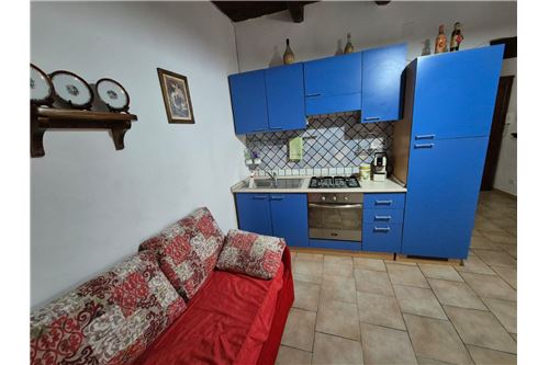 1 bedroom Apartment in Santi Cosma e Damiano, Italy No. 275971