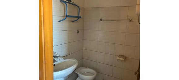 Gewerbliche Immobilie in Anzio, Italy 45m², Nr. 316612 3