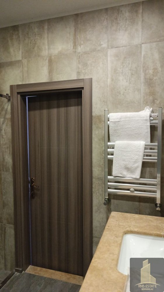 Квартира с 3 спальнями в Хатаинский район, Азербайджан № 1585