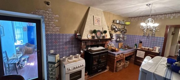 8 rooms House in Pontremoli, Italy No. 123949 17