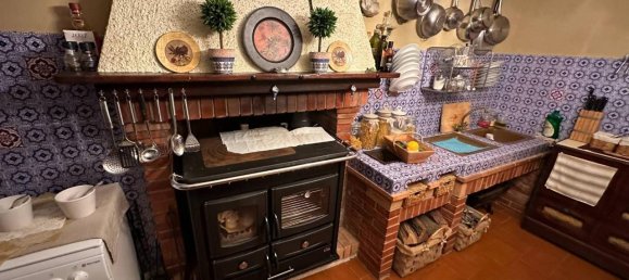 8 rooms House in Pontremoli, Italy No. 123949 18