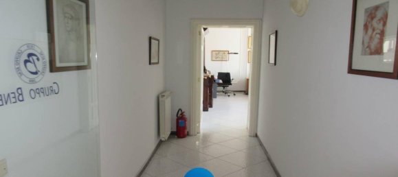 3 rooms Apartment in Casoria, Italy No. 24031 6