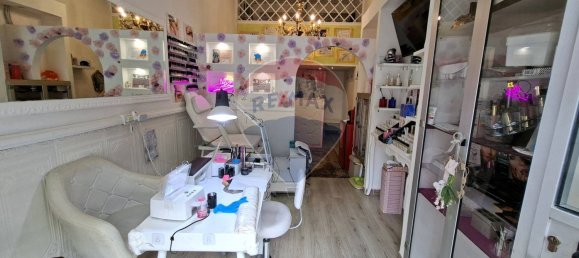 26m² Commercial property in Cagliari, Italy No. 336738 3