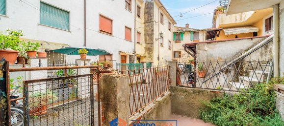 4-Zimmer Haus in Massa, Italy, Nr. 364098 3