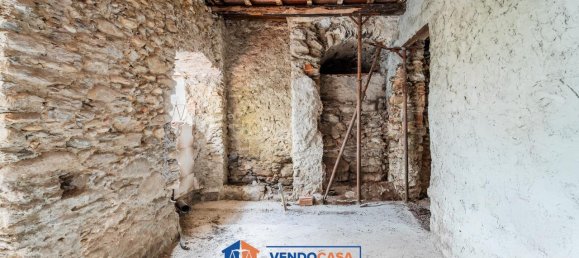 4-Zimmer Haus in Massa, Italy, Nr. 364098 9