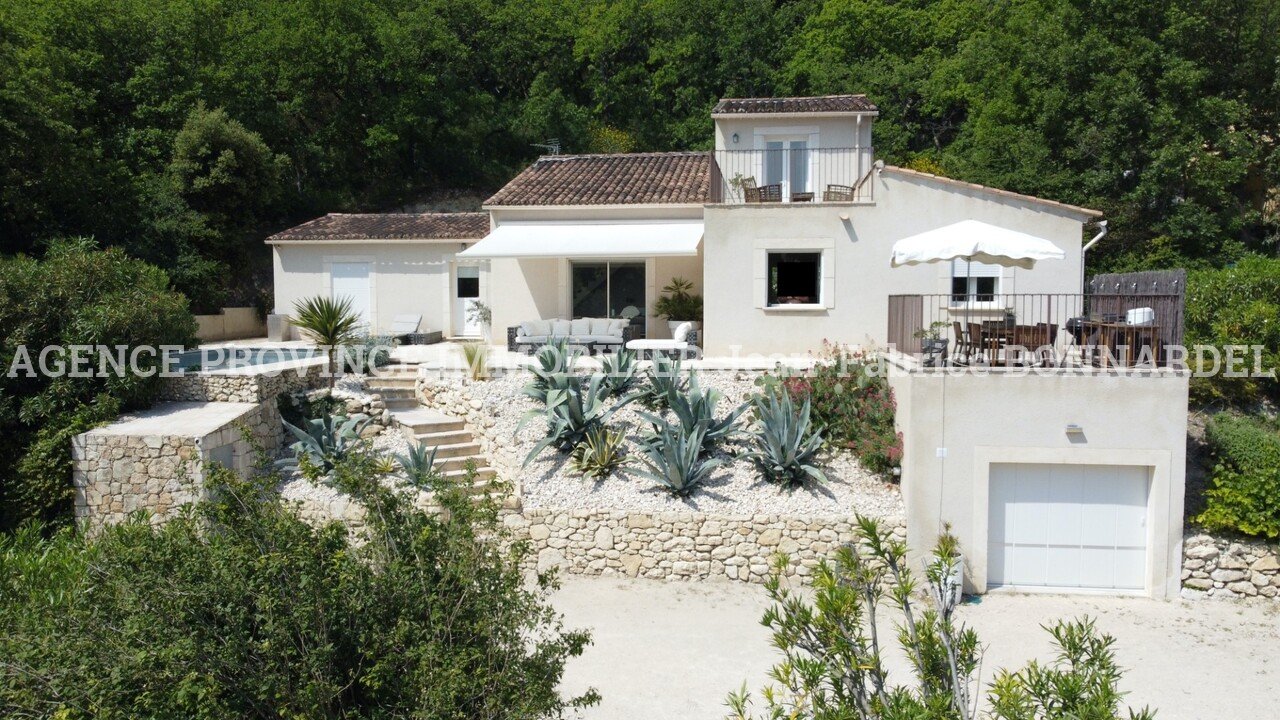 Casa de 3 dormitorios en Saint-Paul-Trois-Chateaux, France No. 200525