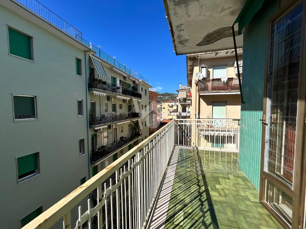 3 bedrooms Apartment in Salerno, Italy No. 320812