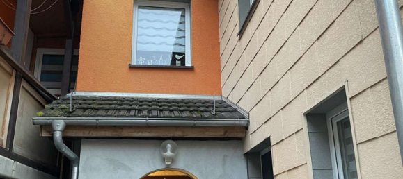 Moradia em banda de 9 divisões em Gotha, Germany N.º 201079 4